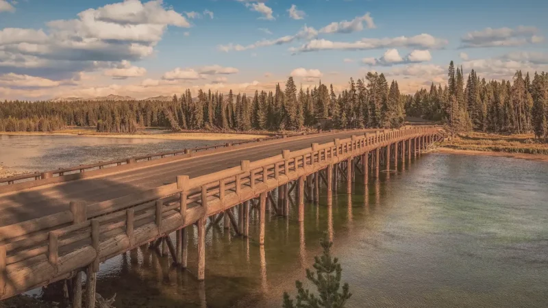 17_Fishing_Bridge(6)