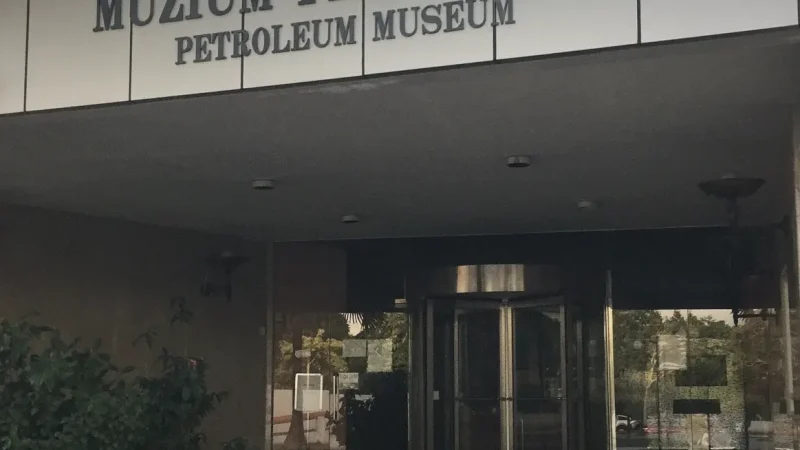18) Petroleum Museum(2)