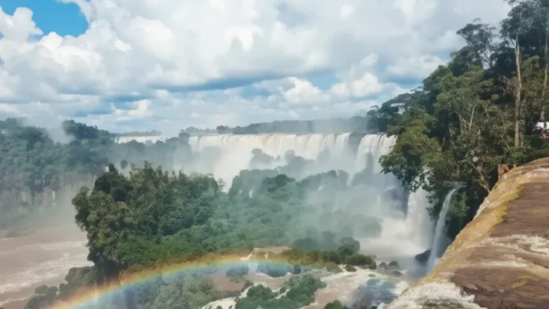 2 Devil’s Throat (Garganta del Diablo) – Main waterfall attraction(5)