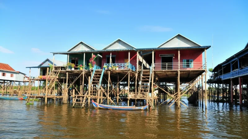 2 Floating Villages – Traditional stilt and floating homes(1)