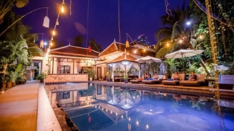 2 Swimming Pool Area – Calm relaxation space(5)