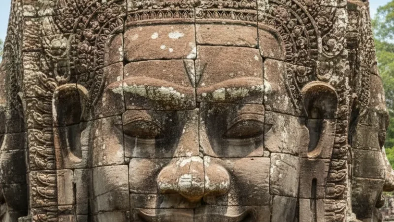 3 Bayon Temple – Iconic stone faces(3)