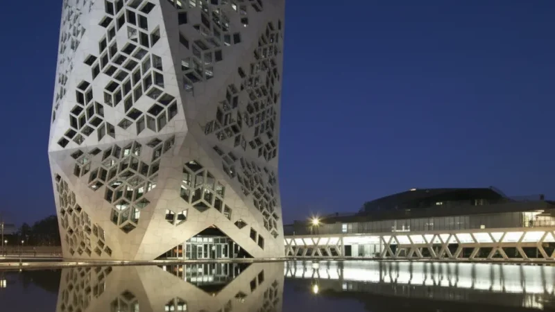 3 Bicentennial Civic Center – Modern architecture(6)