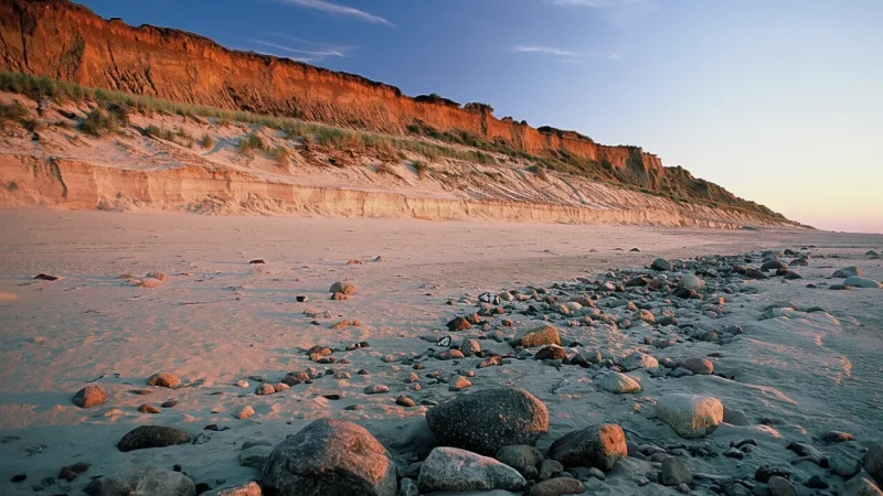 3) Kampen Red Cliff(1)