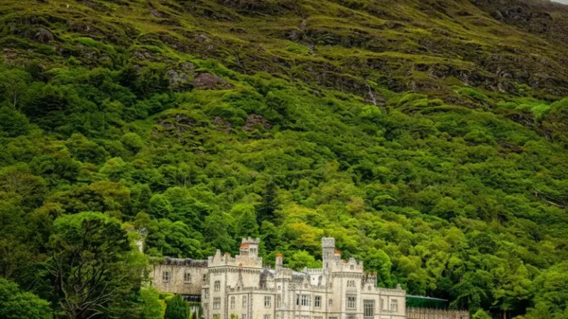 3) Kylemore Abbey(2)