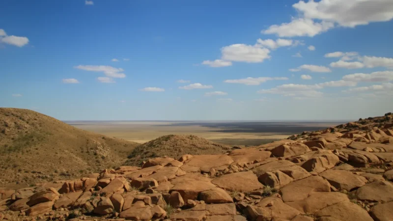 3 Lihué Calel National Park – Rocky hills and trails(3)