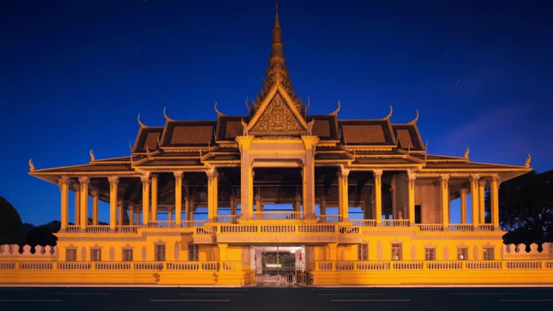 3 Moonlight Pavilion – Traditional royal performance hall(4)