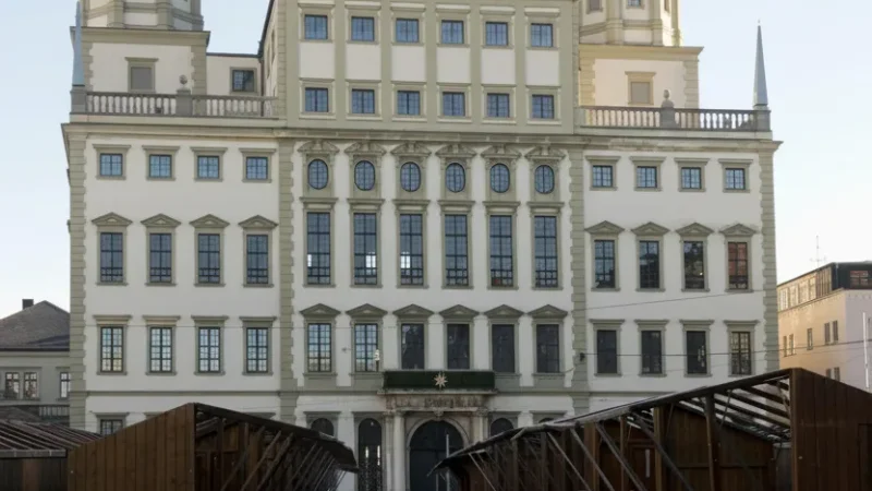 3. Augsburg Town Hall(4)