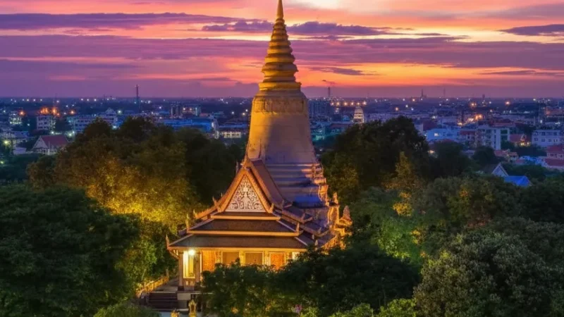 4 Wat Phnom – Hilltop temple and city symbol(4)