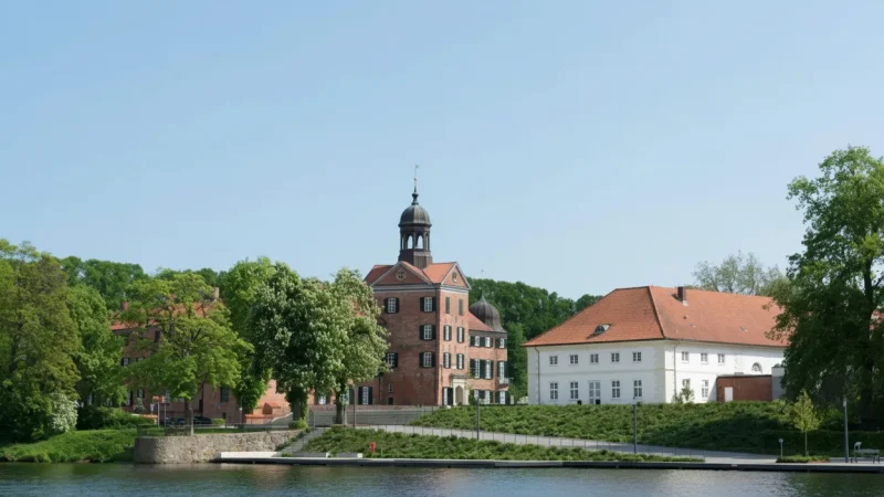 5) Eutin Castle(1)
