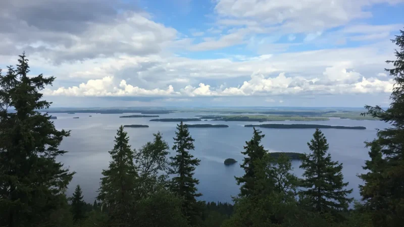 5 Marked Hiking Trails – Various difficulty levels(5)