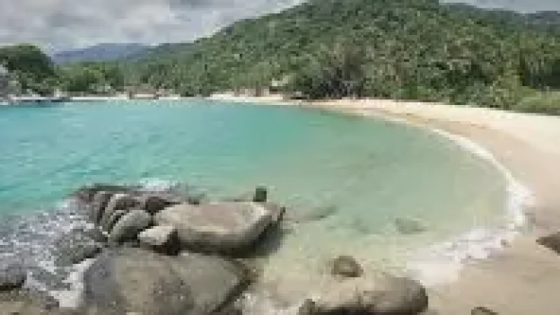 5 Tayrona Area Beaches – Nearby natural beaches(2)
