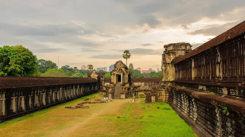 5 Temple Courtyards – Open historical spaces(5)