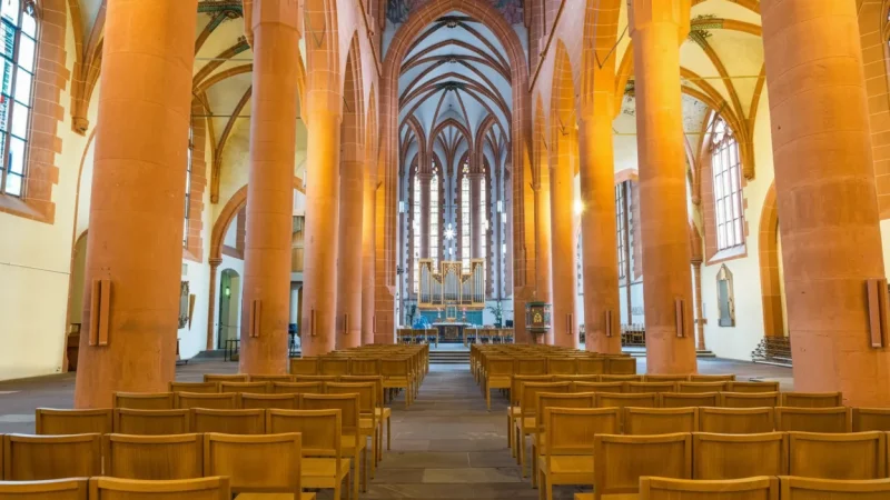 6) Church of the Holy Spirit(2)