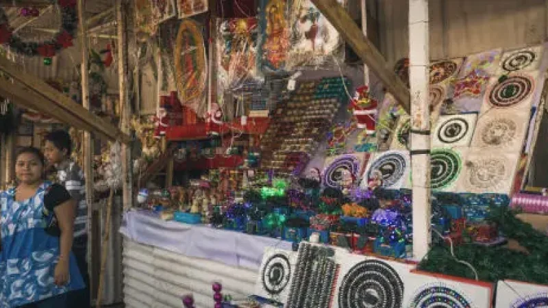 6 Local Craft Stalls – Handmade souvenirs(3)