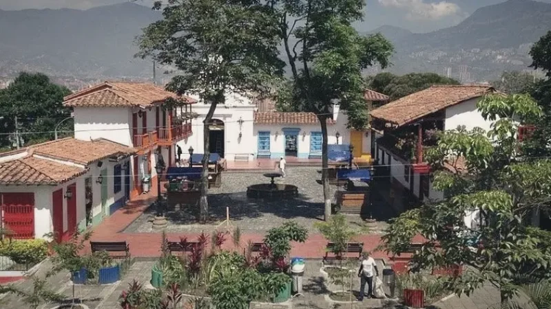 6 Pueblito Paisa – Traditional village replica(6)