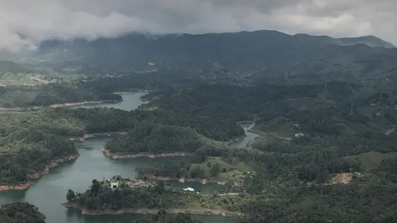 6 Surrounding Hills – Natural walking areas(3)
