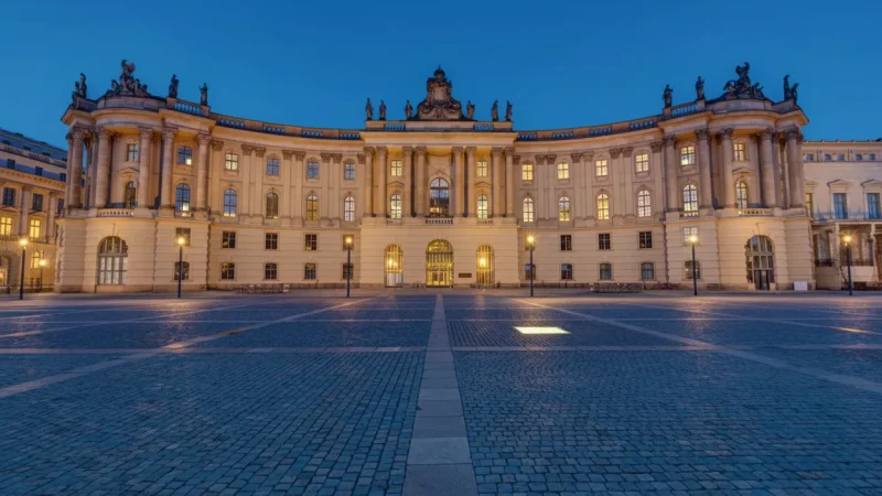 6. Unter den Linden(3)