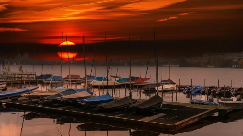 7) Binnenalster Lake(5)