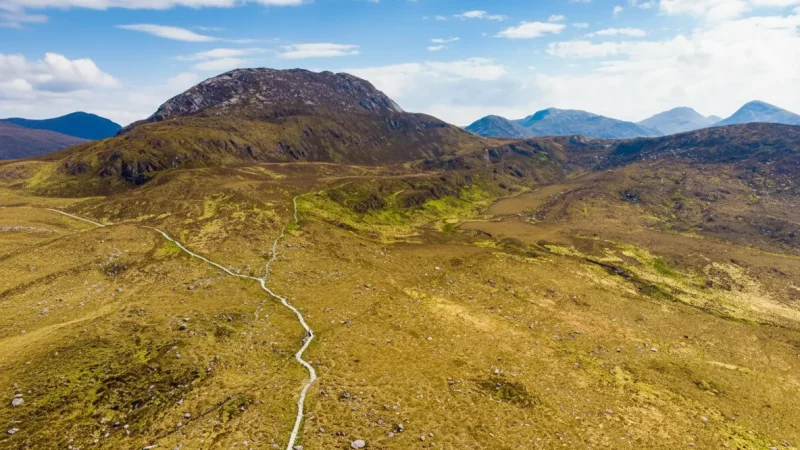 7) Connemara Mountains(1)