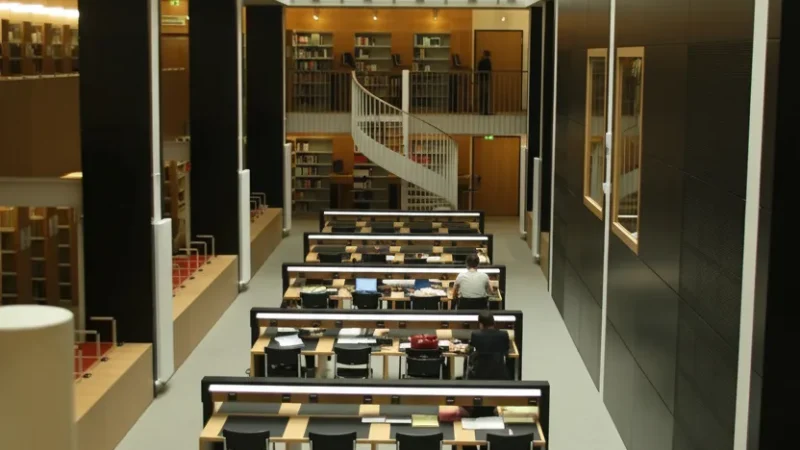 7) Leipzig University Library(3)
