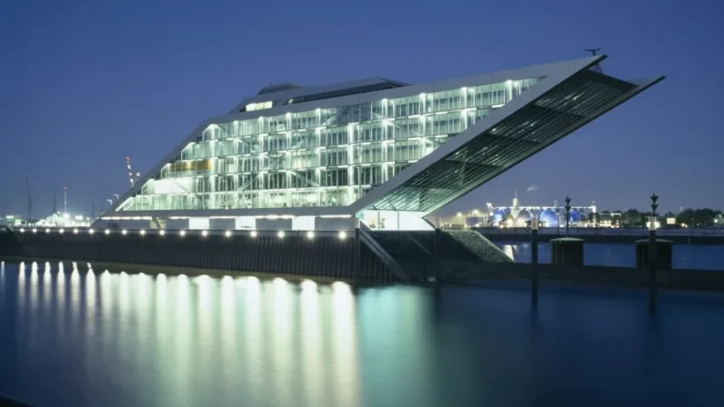 7. Dockland Building(4)