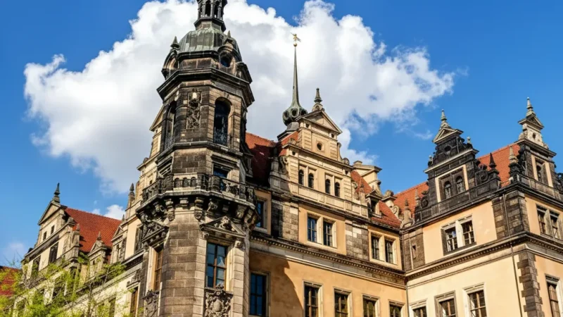 7. Dresden Castle(6)