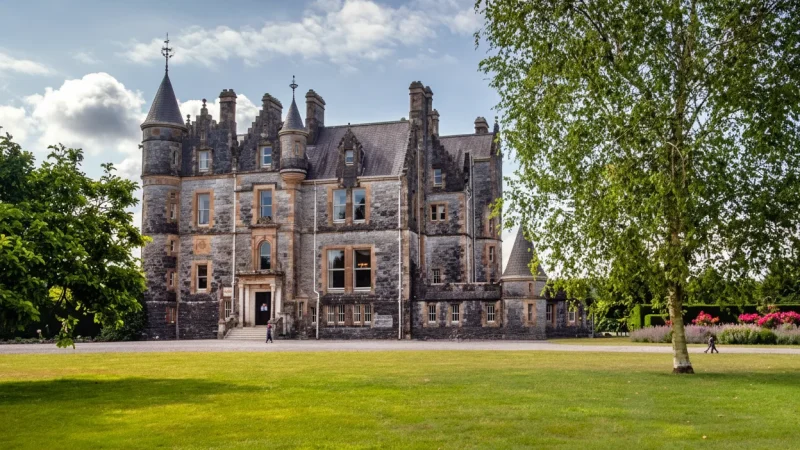 8) Blarney House(6)