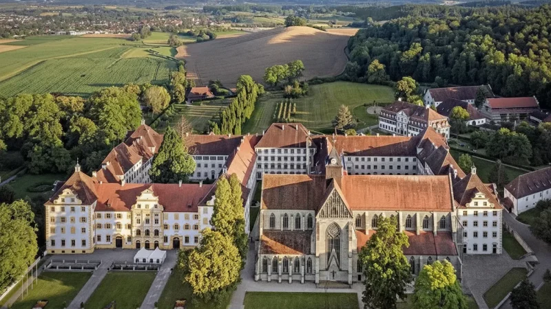 8) Salem Monastery and Palace(3)