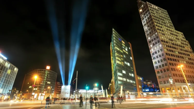 8. Potsdamer Platz(3)