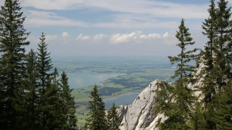 8. Tegelberg Mountain(3)