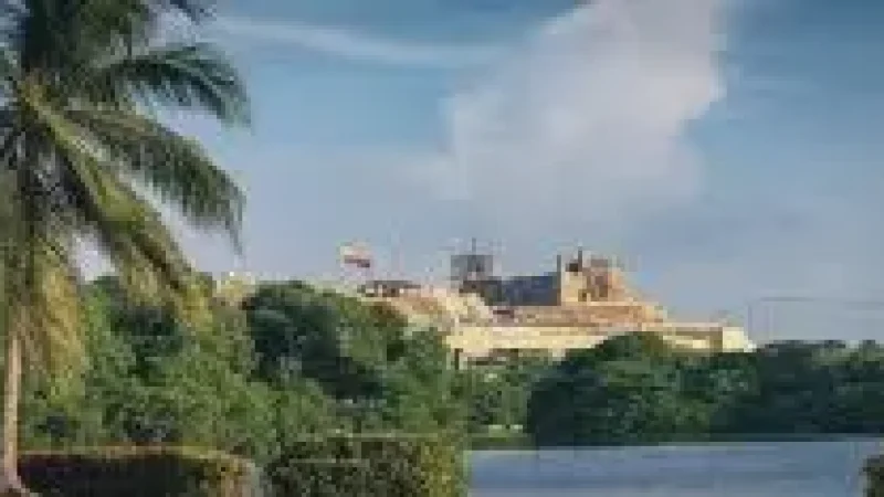 9 Cultural Guide Tours – Historical explanations(4)
