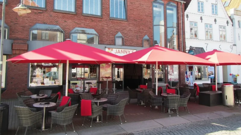 9) Husum Market Square(3)