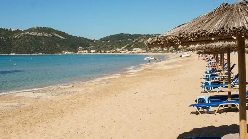 Agios_Georgios_Beach_04