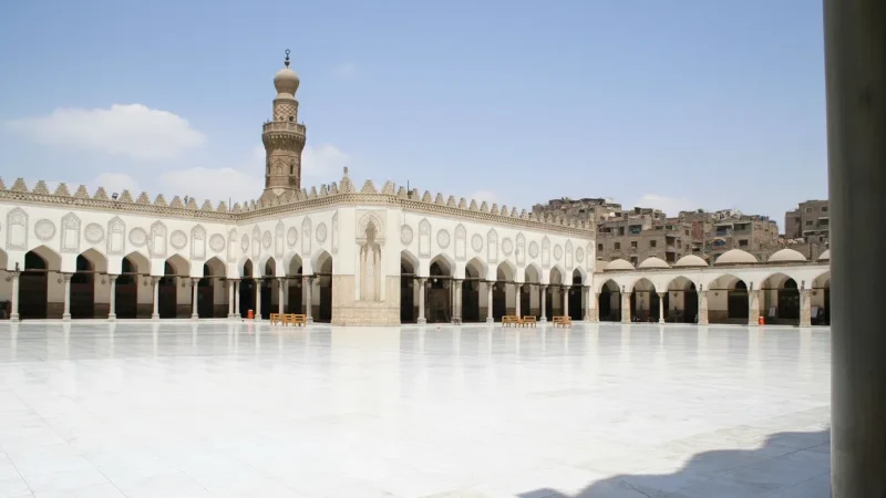 Al-Azhar Mosque – Major Islamic religious site(4)