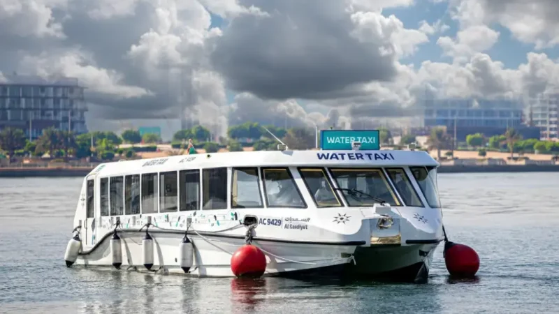 Al Qasba Water Taxi 02