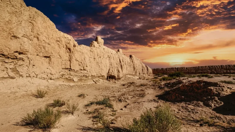 Ancient City Ruins (Silk Road Remains)(1)