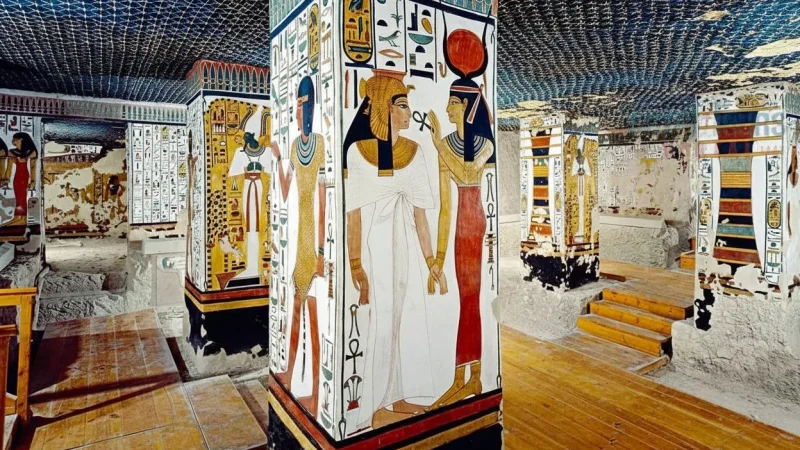 Archaeological Viewing Areas – Excavation Zones(4)