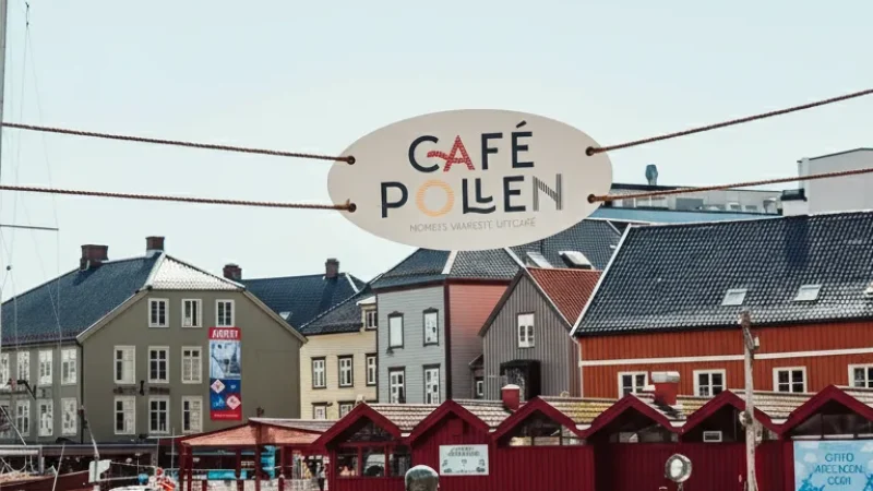 Arendal – Town Center (Cafés, Shops & Local Life)(1)