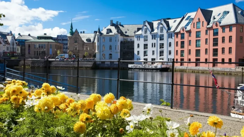 Art Nouveau Town Center – Colorful historic buildings(2)