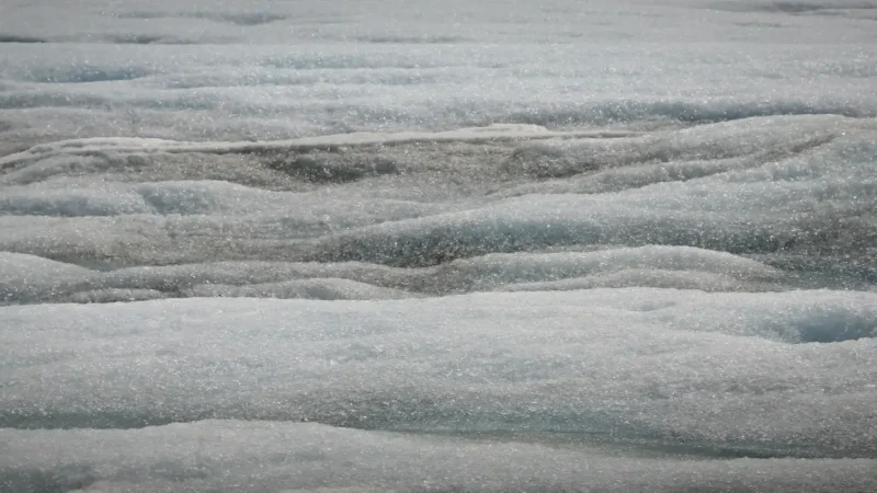 Athabasca Glacier – Accessible glacier(3)