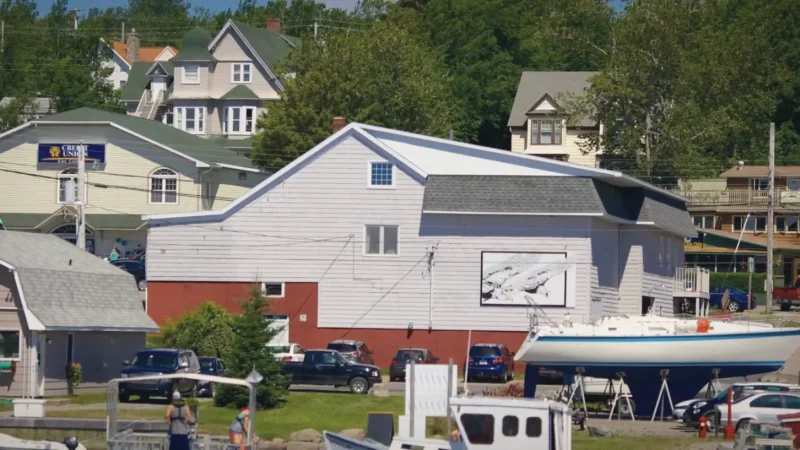 Baddeck Village – Lakeside town(3)
