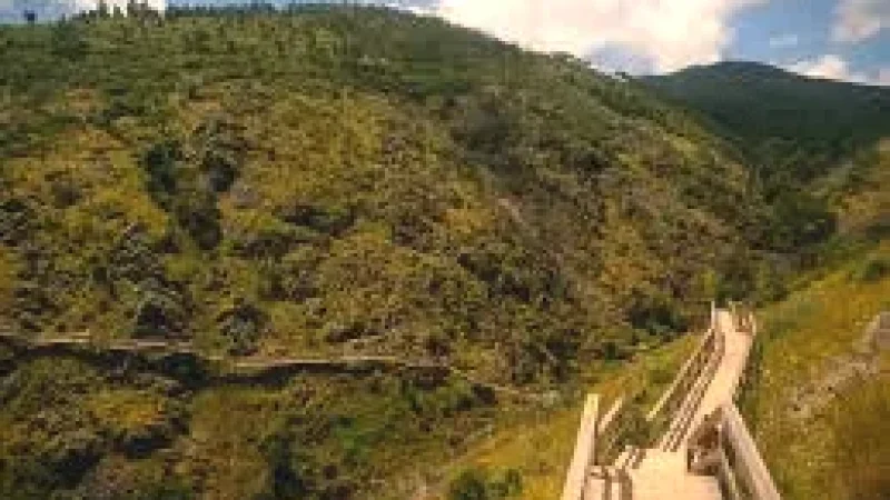 Barranco Boardwalk – Coastal walking path(1)