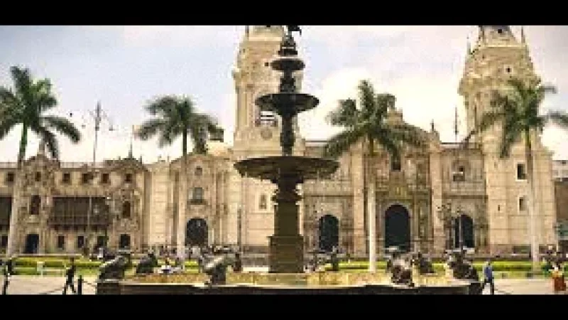 Barranco Plaza – Central square surrounded by historic building(4)