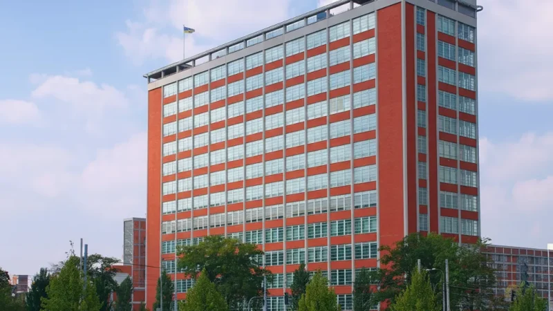 Baťa Skyscraper – Iconic functionalist building(3)