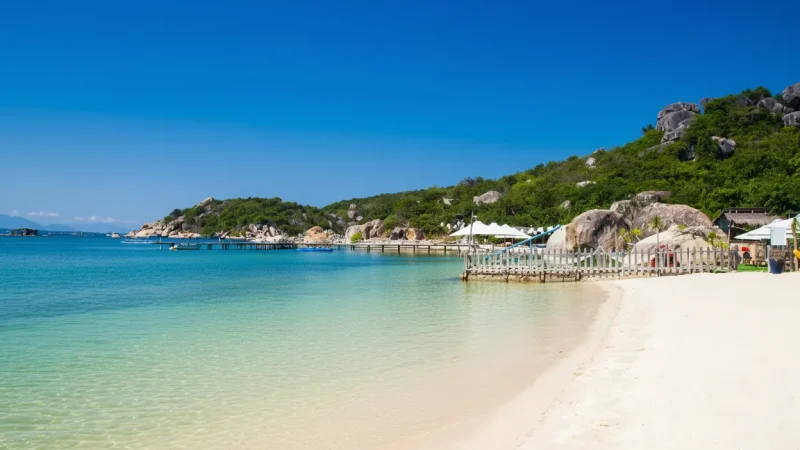 Bay Canh Island – Turtle conservation island(2)