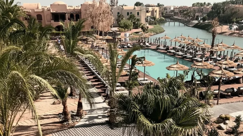 Beach Clubs – Relaxed Day Spots(3)