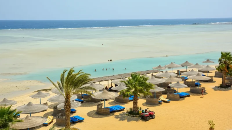 Beachfront Resorts – Relaxed Seaside Stays(3)