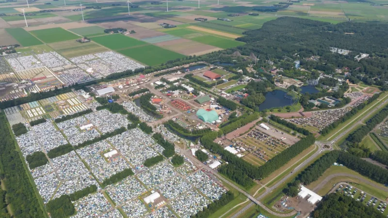 Biddinghuizen_Village_04