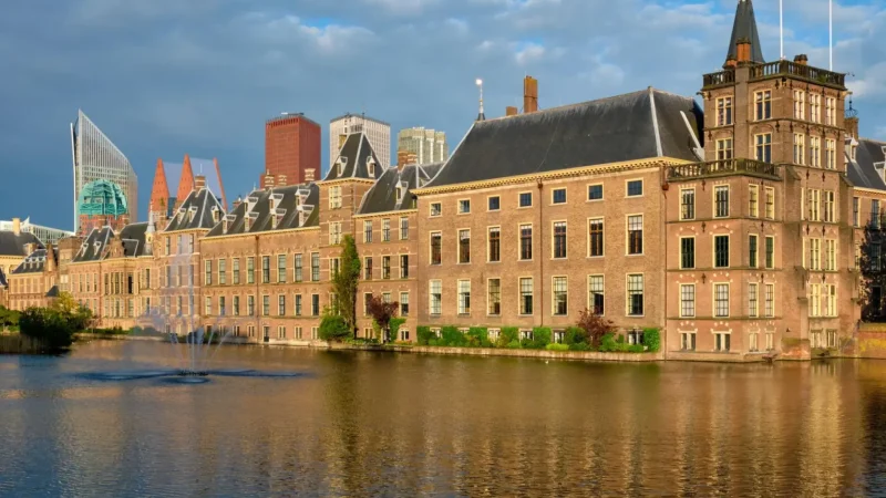 Binnenhof_&_Hofvijver_01